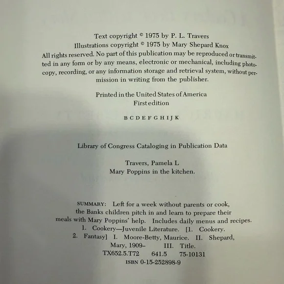 📖 Mary Poppins in the Kitchen (1975) First Edition | P.L. Travers - Picture 11 of 11